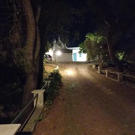 I Trulli Del Ponte